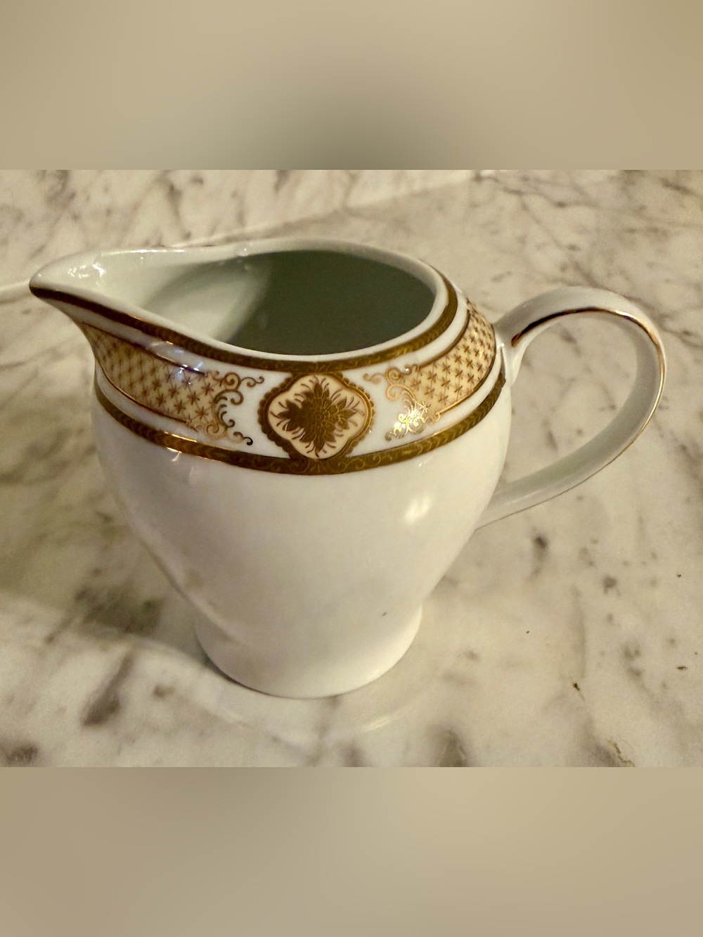 Gold Trim White Porcelain Creamer - Elegant Coffee & Tea Accessory